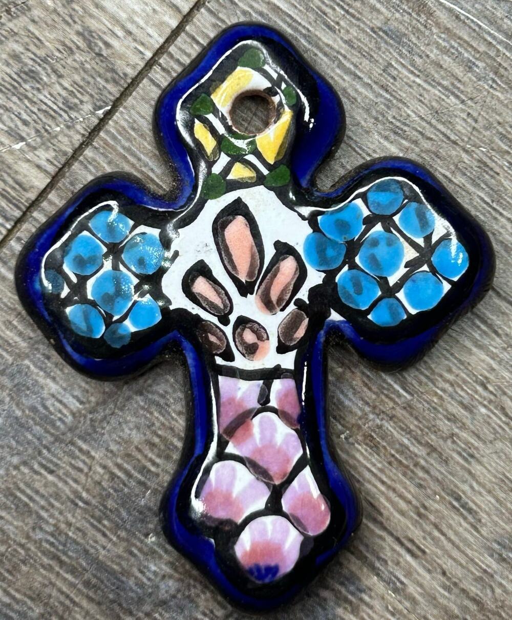 TALAVERA MINI CROSS Pottery Hand painted made in mexico 2.5 in signed